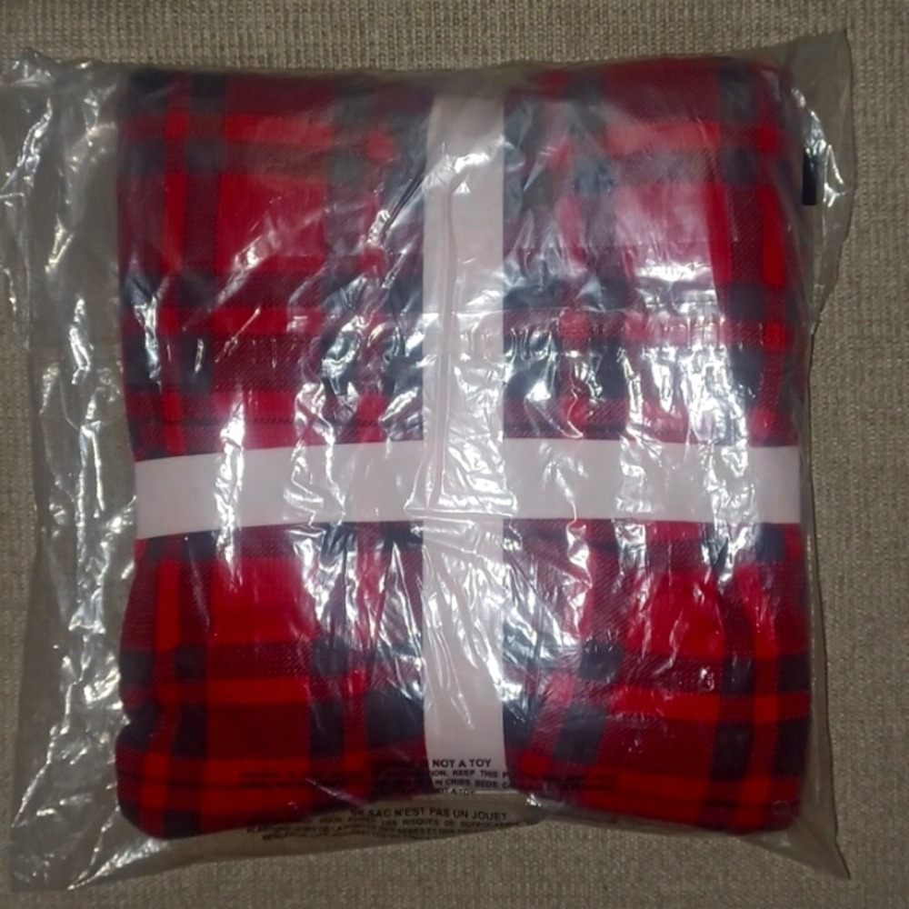 Victoria's Secret Thermal PJ Set - Picture 6 of 6